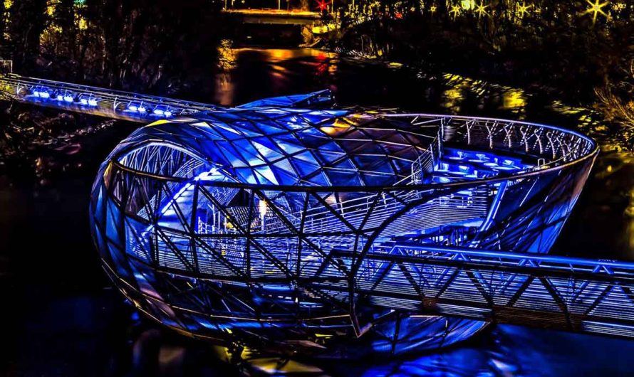The Glass Drifting Bottle on Mur Island: Exploring the Most Design-Inspired Landmark in Graz